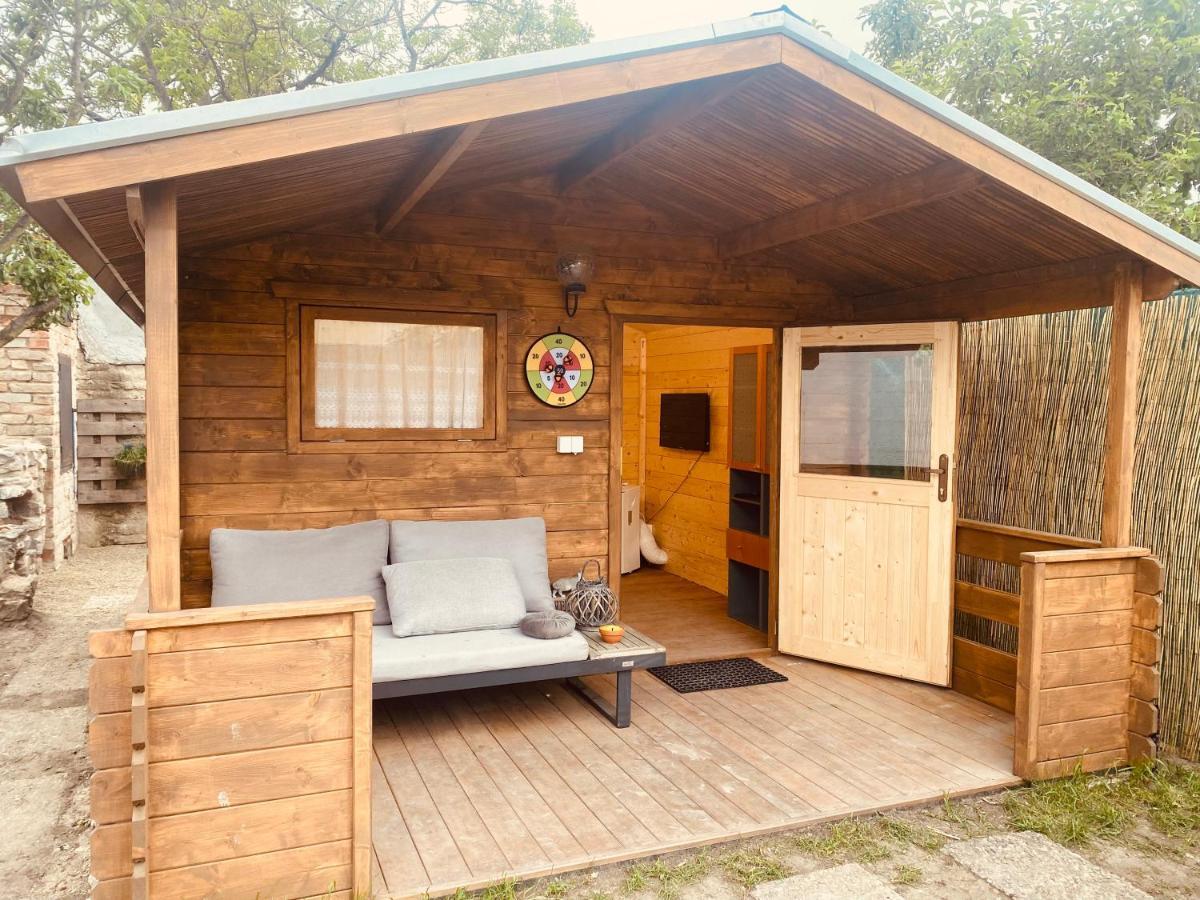 Chatky Daniel-Mikulov, A Private Campsite Just For You Dış mekan fotoğraf