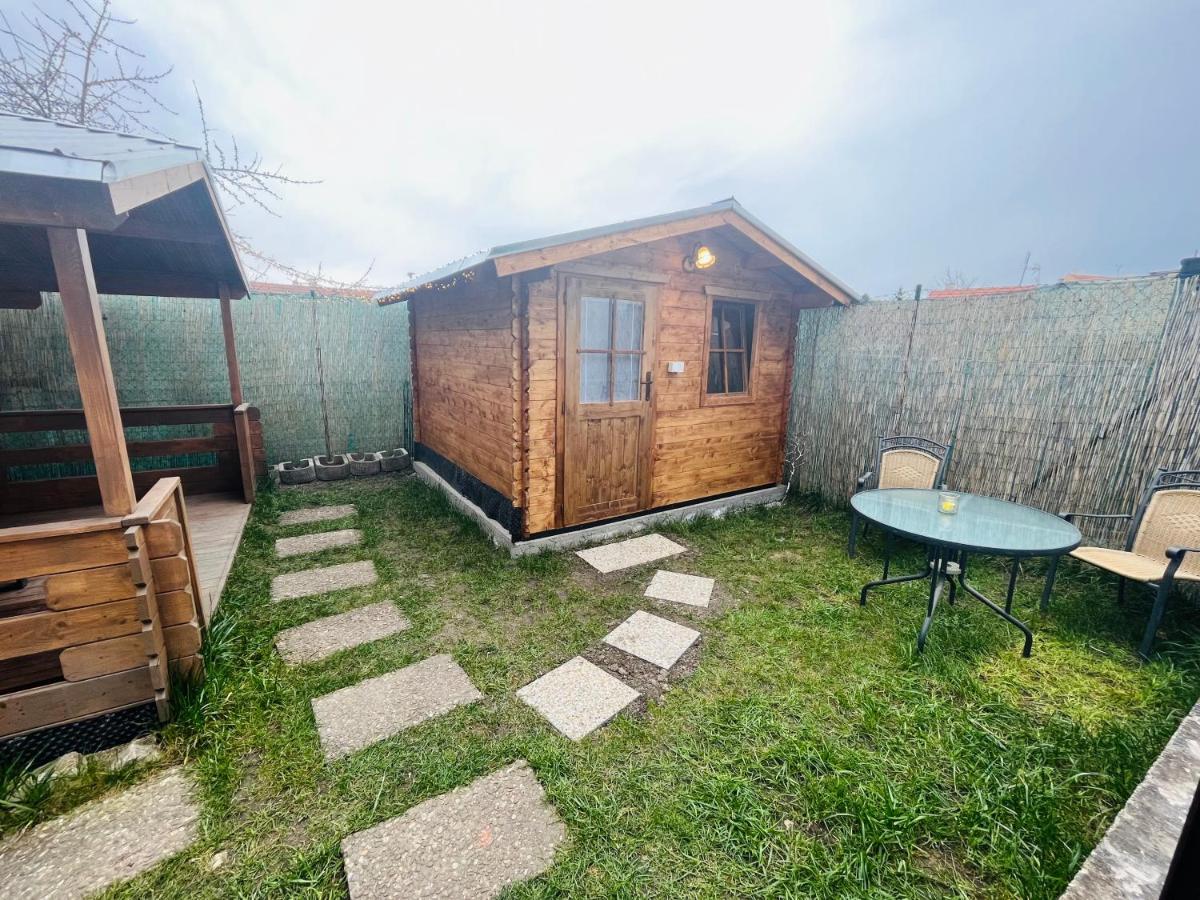 Chatky Daniel-Mikulov, A Private Campsite Just For You Dış mekan fotoğraf